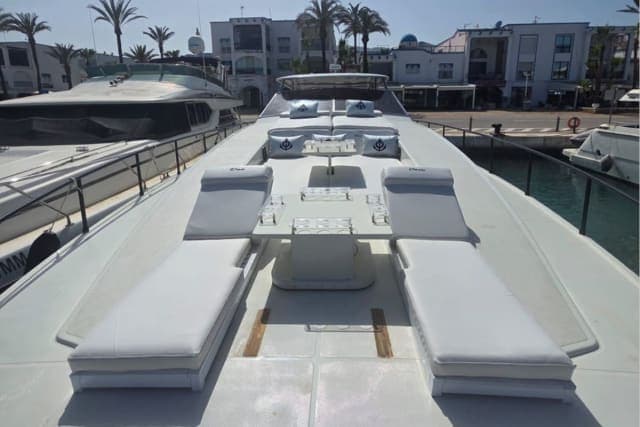 Location Yacht Tanger — Don Carlo 22m Luxe avec Transport Inclus dès 11 600 DH