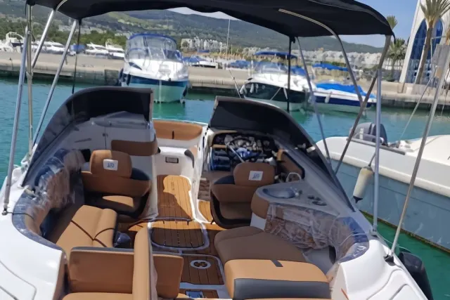 Bateau Privé Abu Malak à Marina Smir — 7 m, 7 personnes