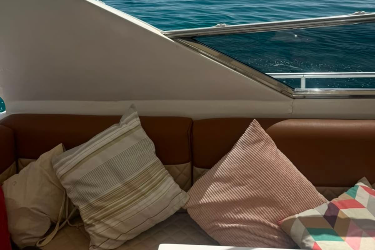 Location Yacht de Luxe Privatisé – Leopard 23 (23m / 15 PAX) 2