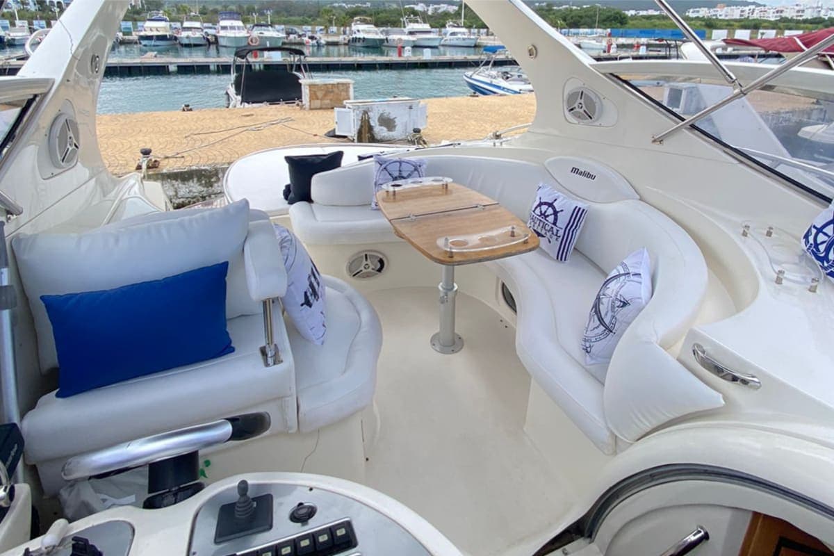 Location Yacht Malibu (13 m) – Marina Smir 3